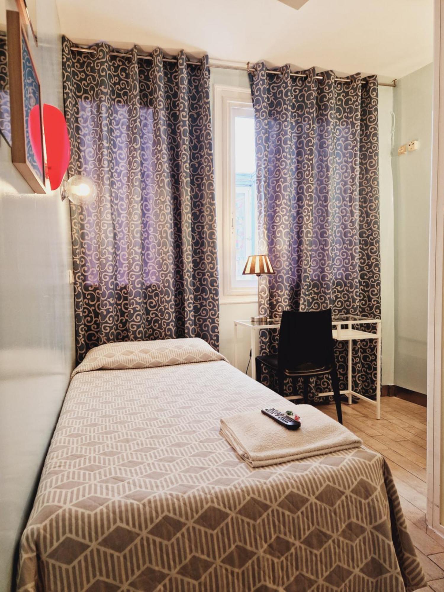 מדריד Casa De Huespedes Dolce Vita מראה חיצוני תמונה