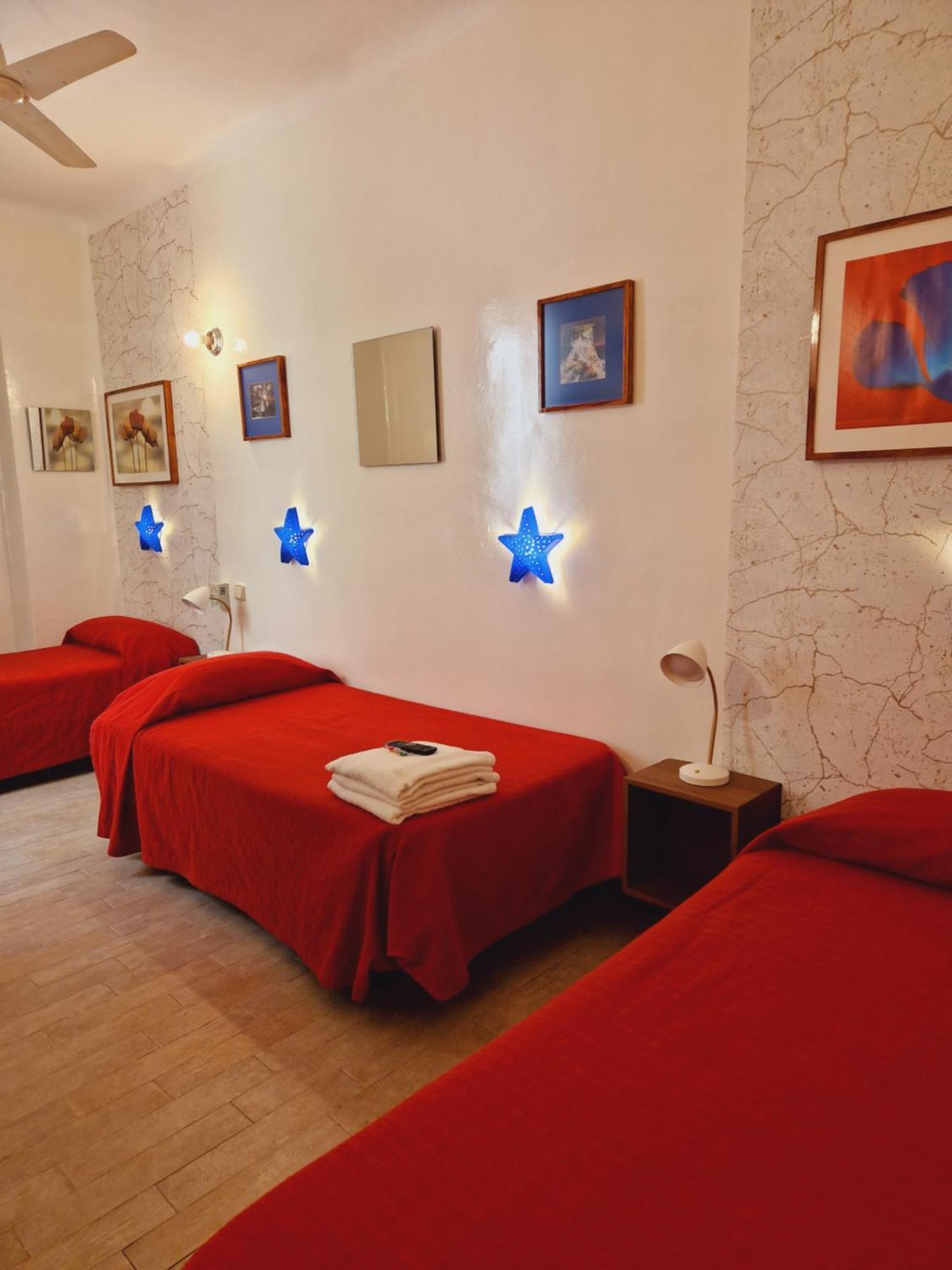 מדריד Casa De Huespedes Dolce Vita מראה חיצוני תמונה