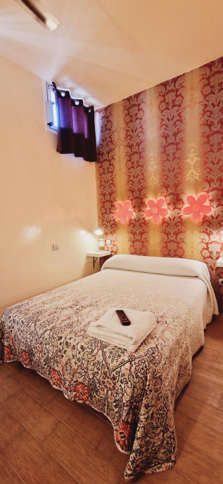 מדריד Casa De Huespedes Dolce Vita מראה חיצוני תמונה