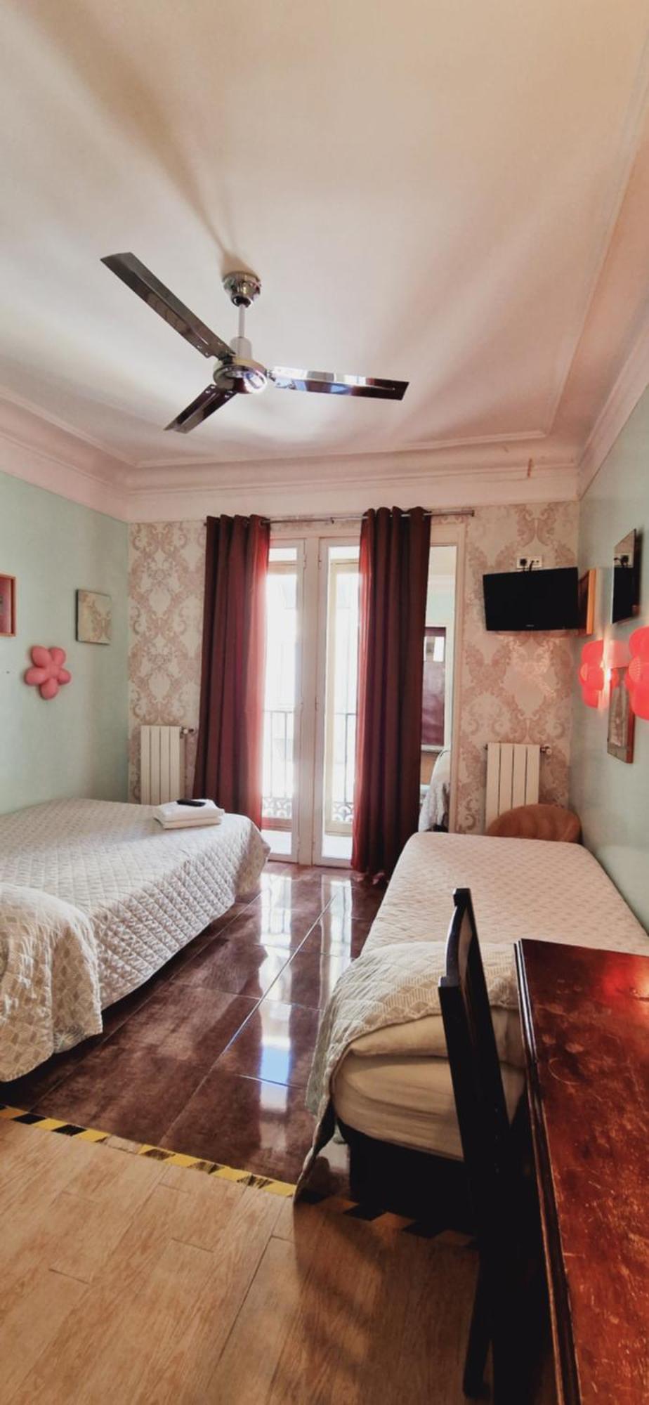 מדריד Casa De Huespedes Dolce Vita מראה חיצוני תמונה